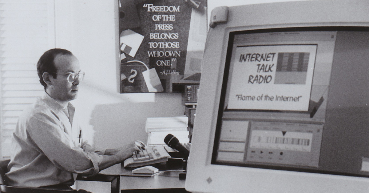 Radio Broadcasting An all you need to know guide • Gecko Host